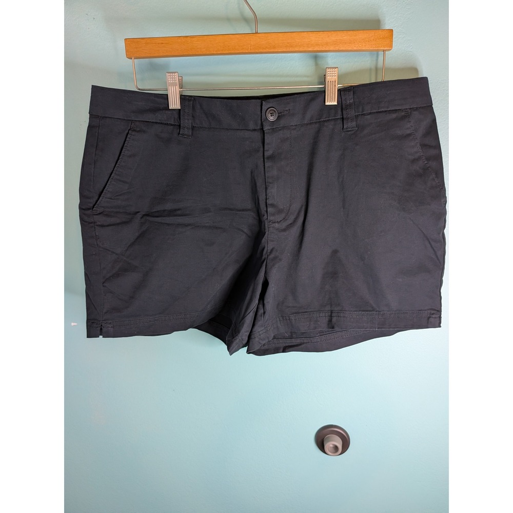 Magellan Outdoors Womens Black Chino Hiking Shorts Size 16 Stretch Cotton 158744